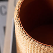 Round Woven Storage Basket with Lid – Decorative Organizer for Vanity, Bathroom, Bedroom & Living Room-cc-091715
