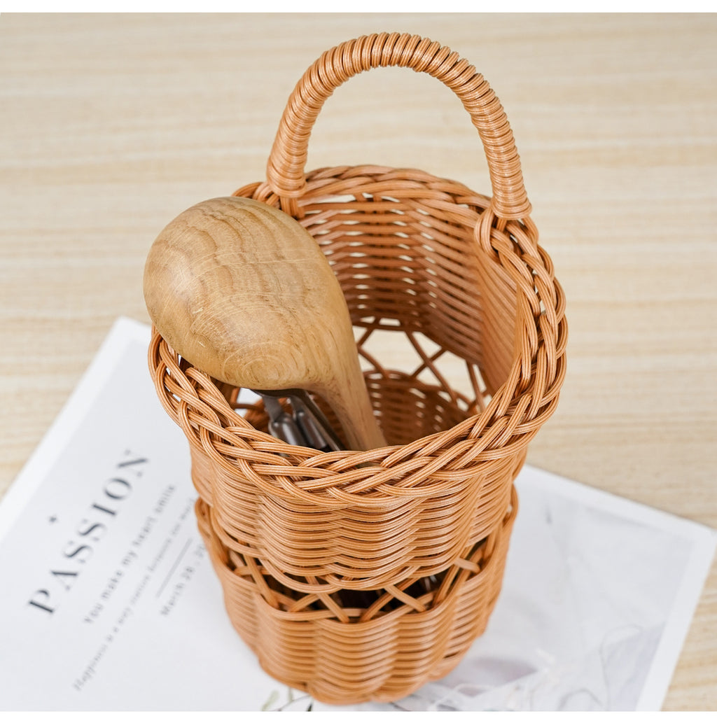 Open Weave Wicker Wall Hanging Flower Basket with Handle & Invisible Hook, Decorative Woven Wall Planter for Fresh & Dried Flowers, Farmhouse Wall Decor -ZENG-091614