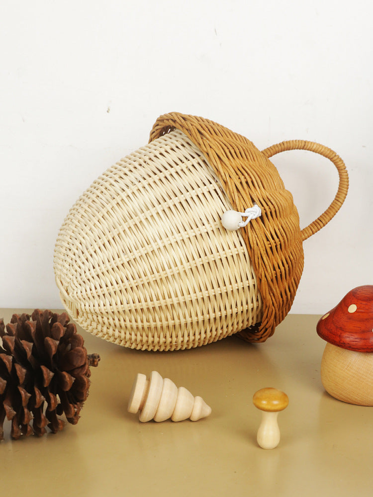 Acorn Shaped Woven Storage Basket with Lid & Handle, Natural Rattan Sealed Organizer Basket with Wooden Bead Closure for Trinkets, Candy & Home Decor -ZENG-091616