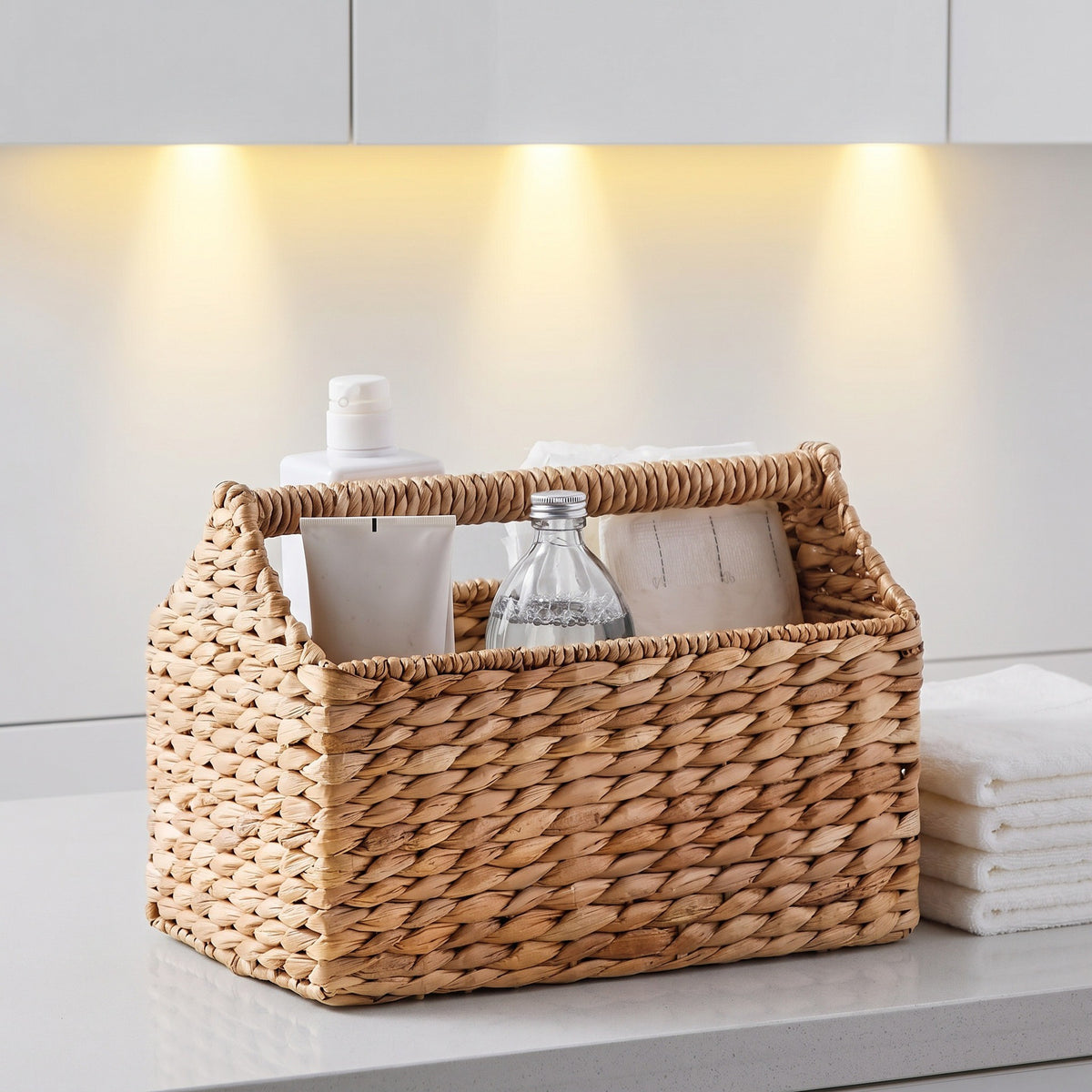Water Hyacinth Storage Basket with Carry Handle, Woven Bathroom Organizer for Toiletries, Towels & Home Essentials-cc-091816