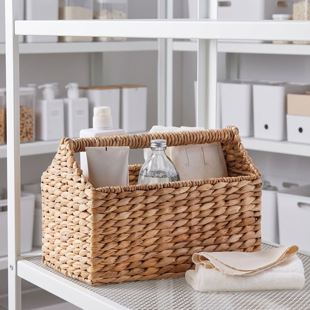 Water Hyacinth Storage Basket with Carry Handle, Woven Bathroom Organizer for Toiletries, Towels & Home Essentials-cc-091816