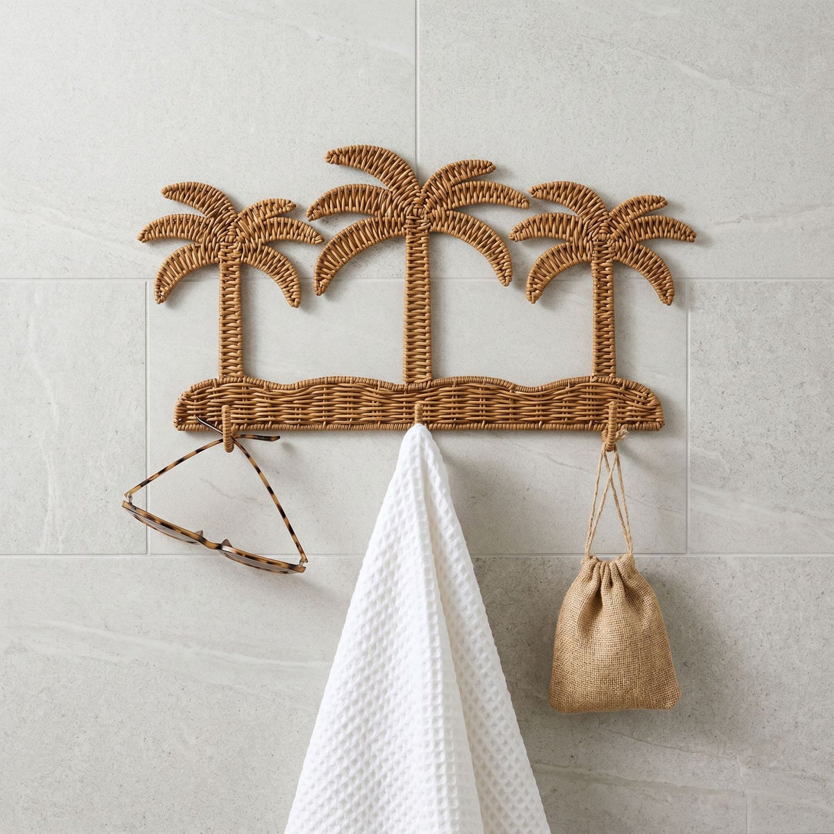 Woven Palm Tree Wall Decor with Hook, Handmade Wicker Tropical Wall Hanger for Hats, Bags & Boho Entryway Decoration -ZENG-091706