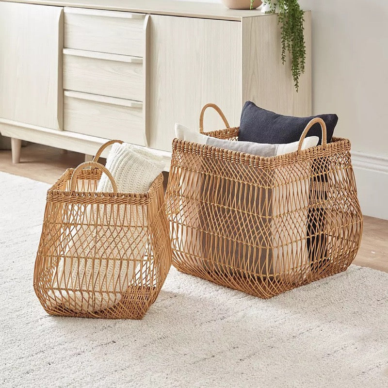 Large Woven Storage Basket with Handles, Decorative Laundry Hamper for Blankets, Toys & Bedroom Organization-cc-091813