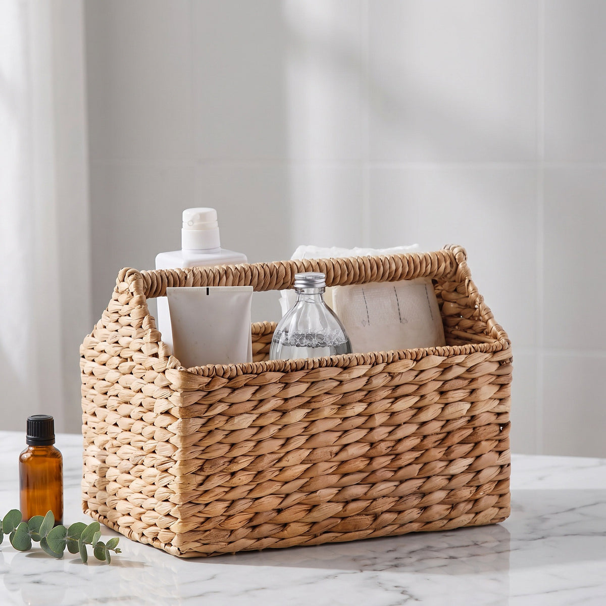 Water Hyacinth Storage Basket with Carry Handle, Woven Bathroom Organizer for Toiletries, Towels & Home Essentials-cc-091816