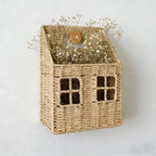 Wall Mounted Woven Straw House Storage Basket Handmade Rattan Wall Organizer with Wooden Handle and Lattice Window Design, Rustic Farmhouse Decorative Wall Hanging Shelf for Keys, Mail, Small Plants -cc-092007