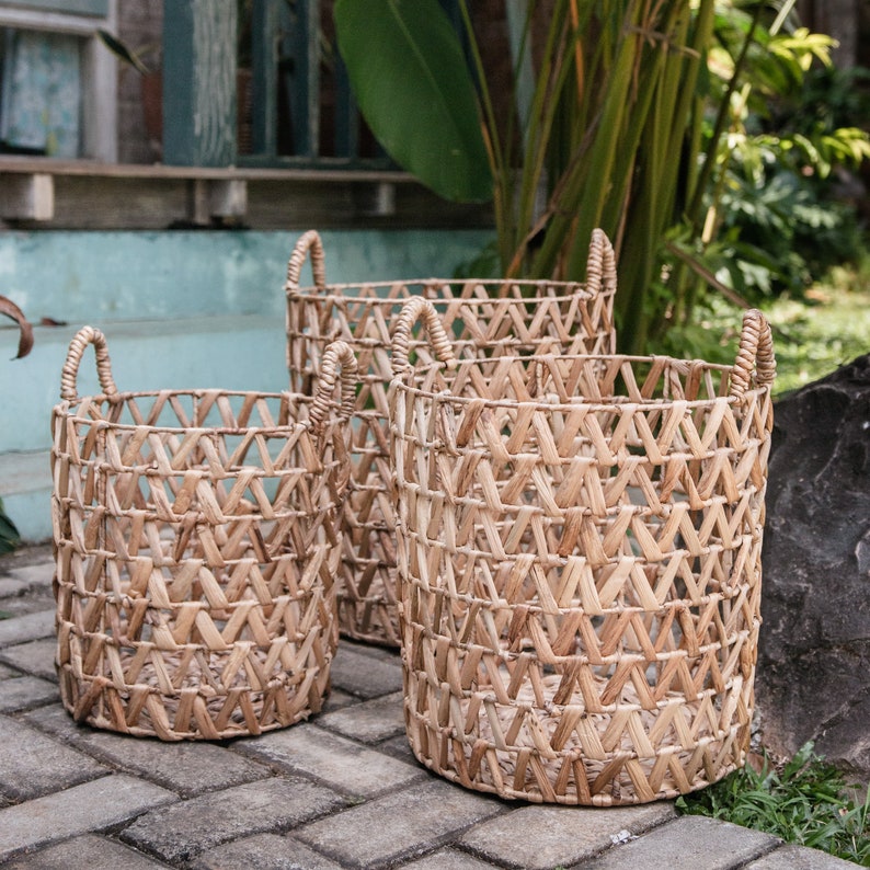 Round Decorative Basket (3 sizes) Large Laundry Hamper Brown Woven