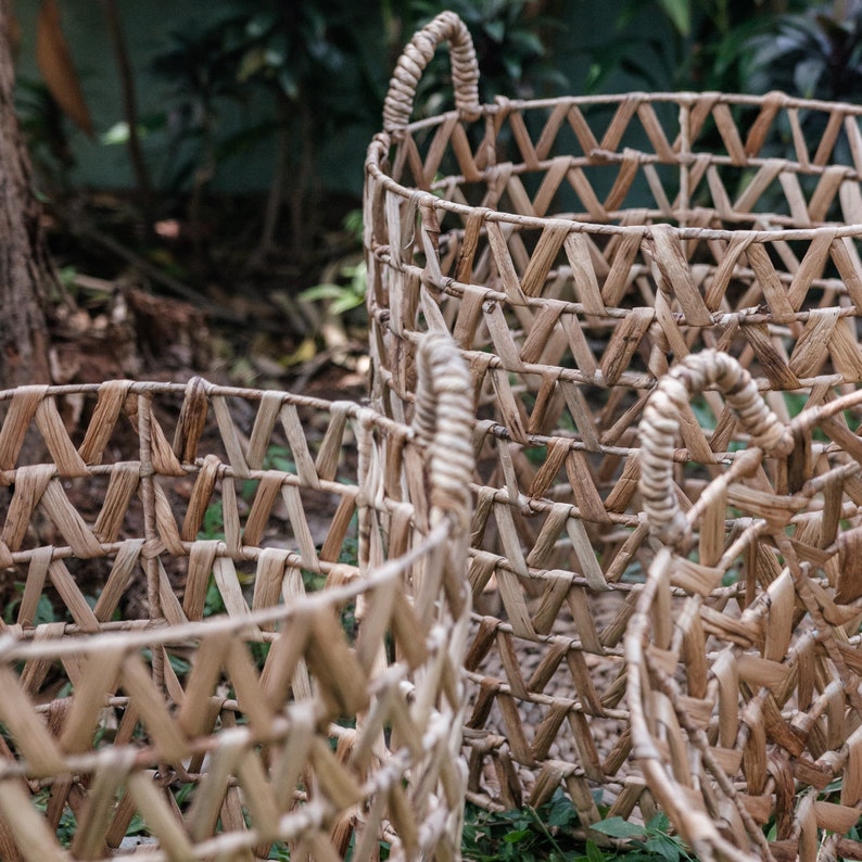 Round Decorative Basket (3 sizes) Large Laundry Hamper Brown Woven