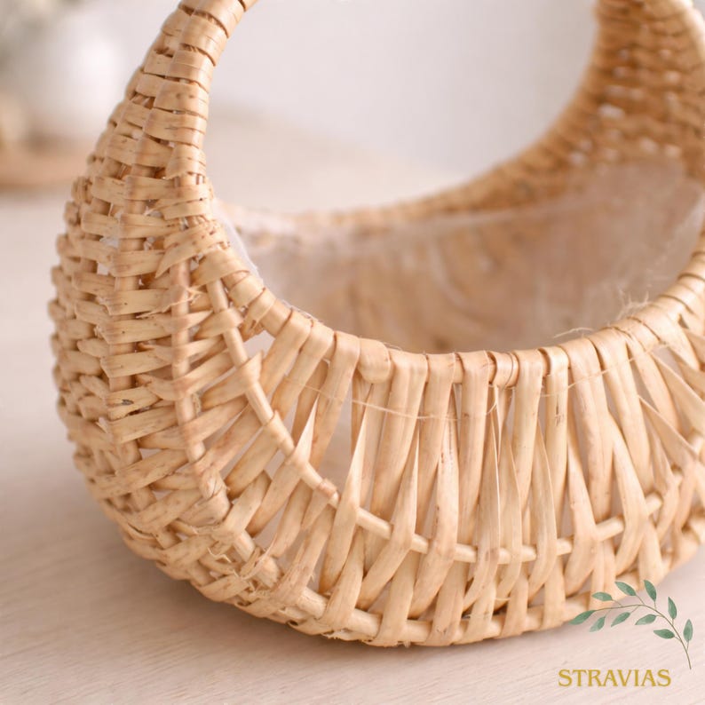Handwoven Willow Basket with Handle - Small Wicker Storage Basket
